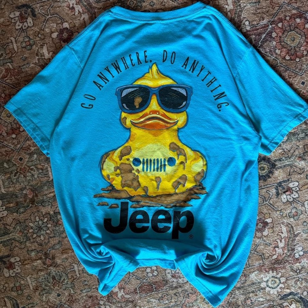 Baby blue rubber duck Jeep Mens SMALL tee shirt.